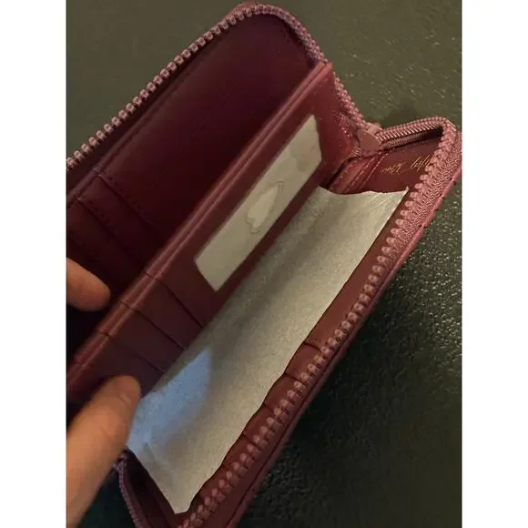 Betsey Johnson Plum Quilted Heart Wristlet Wallet – NWT - Picture 2 of 4